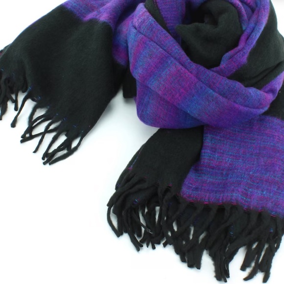 Tibet Soft Shawl or blanket. - Picture 1 of 7